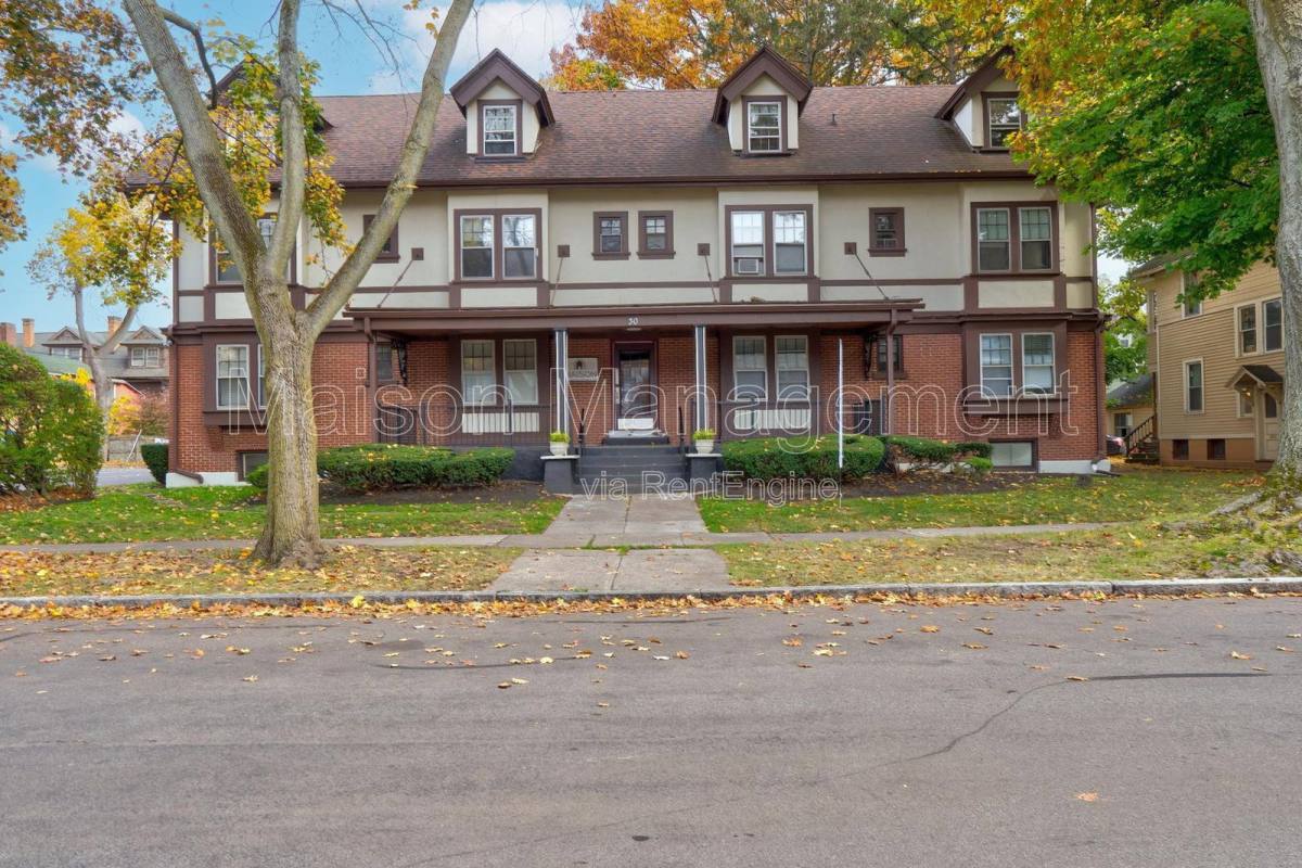 Apartment for rent at 30 Edgerton St #6, Rochester, NY 14607