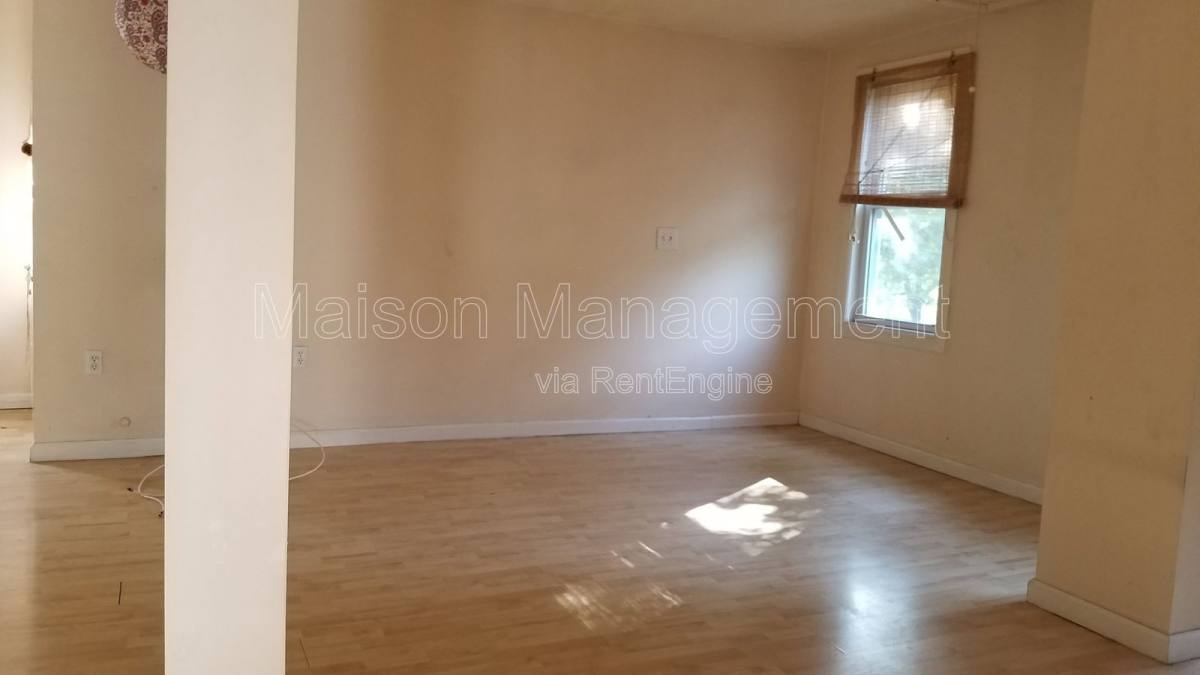Apartment for rent at 486 S Goodman St, Rochester, NY 14607