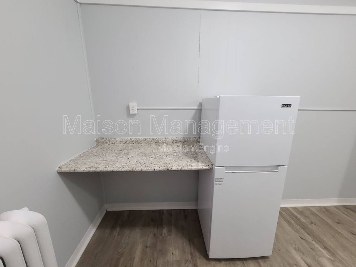 Apartment for rent at 693 Park Ave #11, Rochester, NY 14607