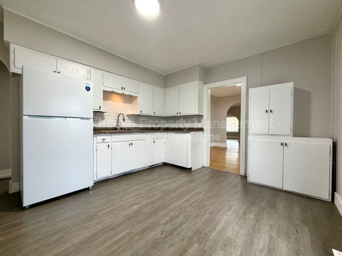 House for rent at 2145 8th St, Muskegon, MI 49444