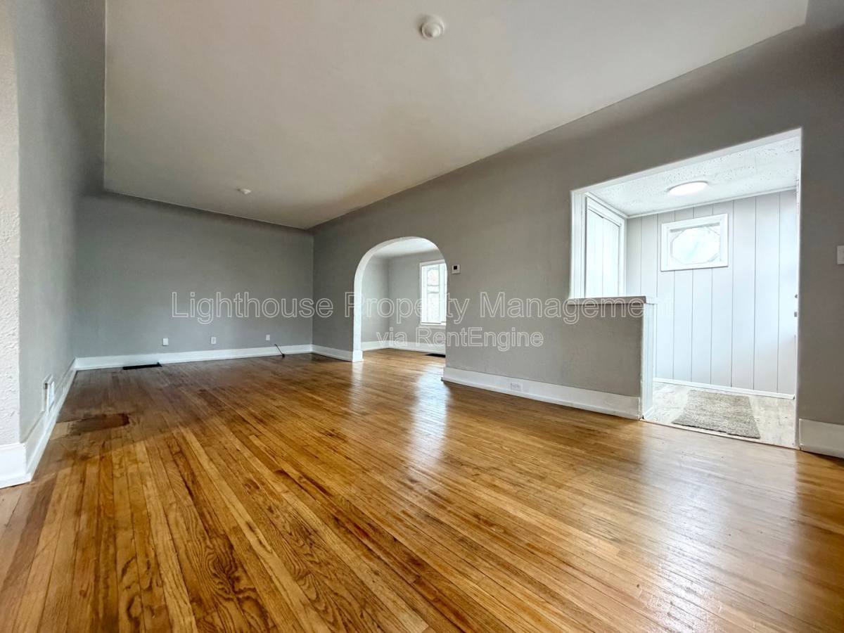 House for rent at 2145 8th St, Muskegon, MI 49444