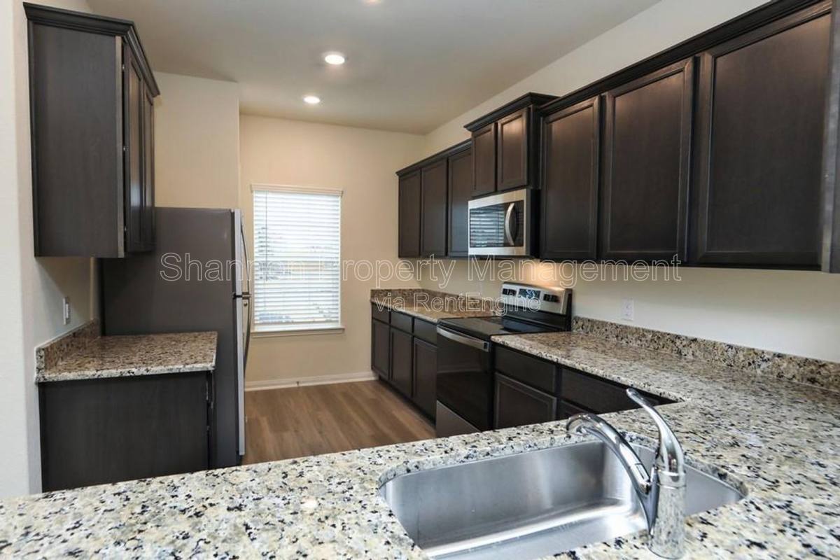House for rent at 20722 Nala Bear Dr, Hockley, TX 77447