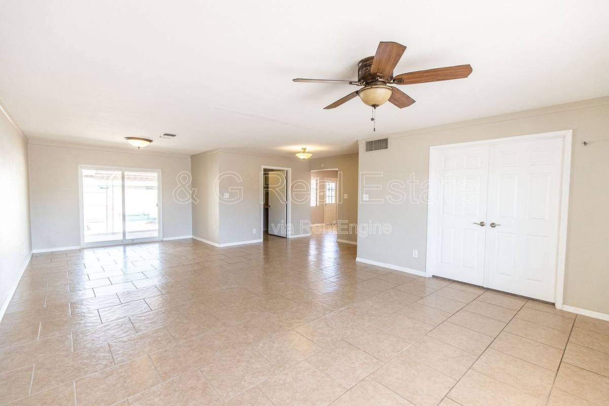 House for rent at 8050 E Clarendon Ave, Scottsdale, AZ 85251
