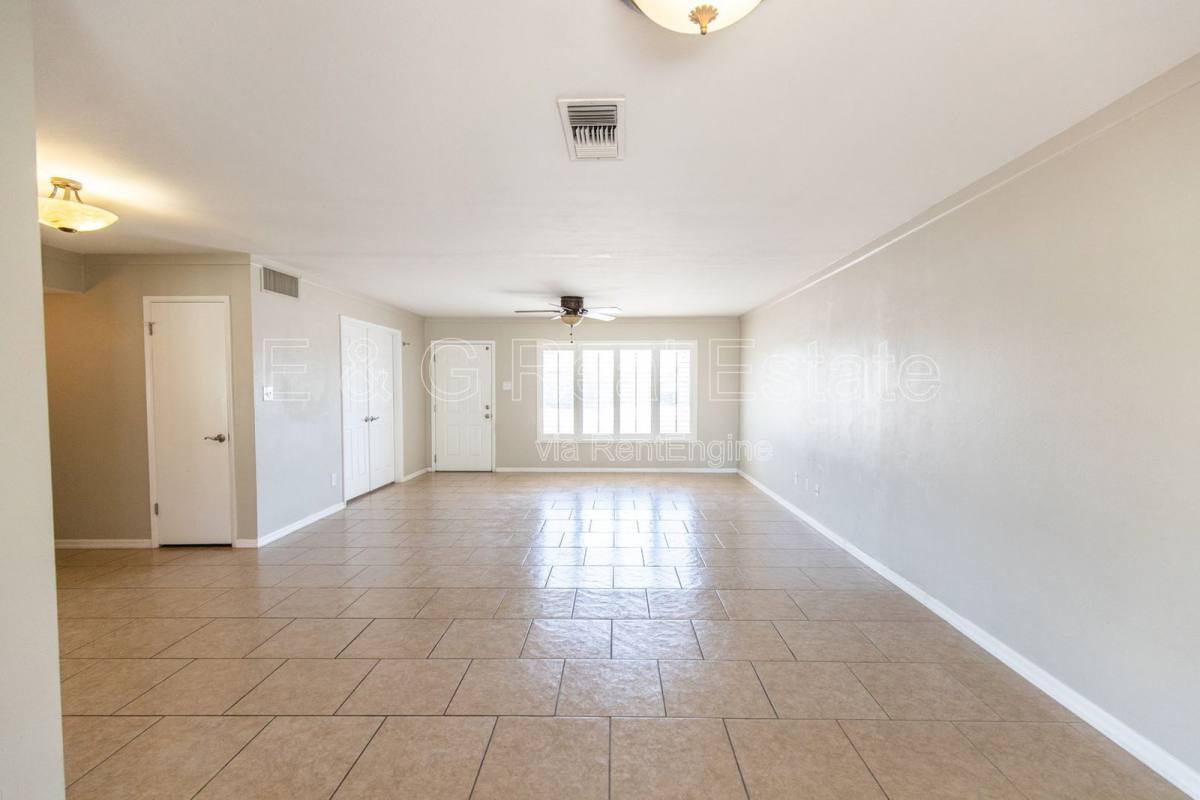 House for rent at 8050 E Clarendon Ave, Scottsdale, AZ 85251
