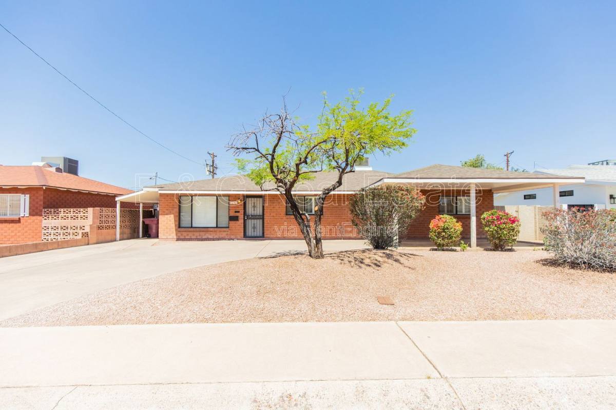 House for rent at 8050 E Clarendon Ave, Scottsdale, AZ 85251