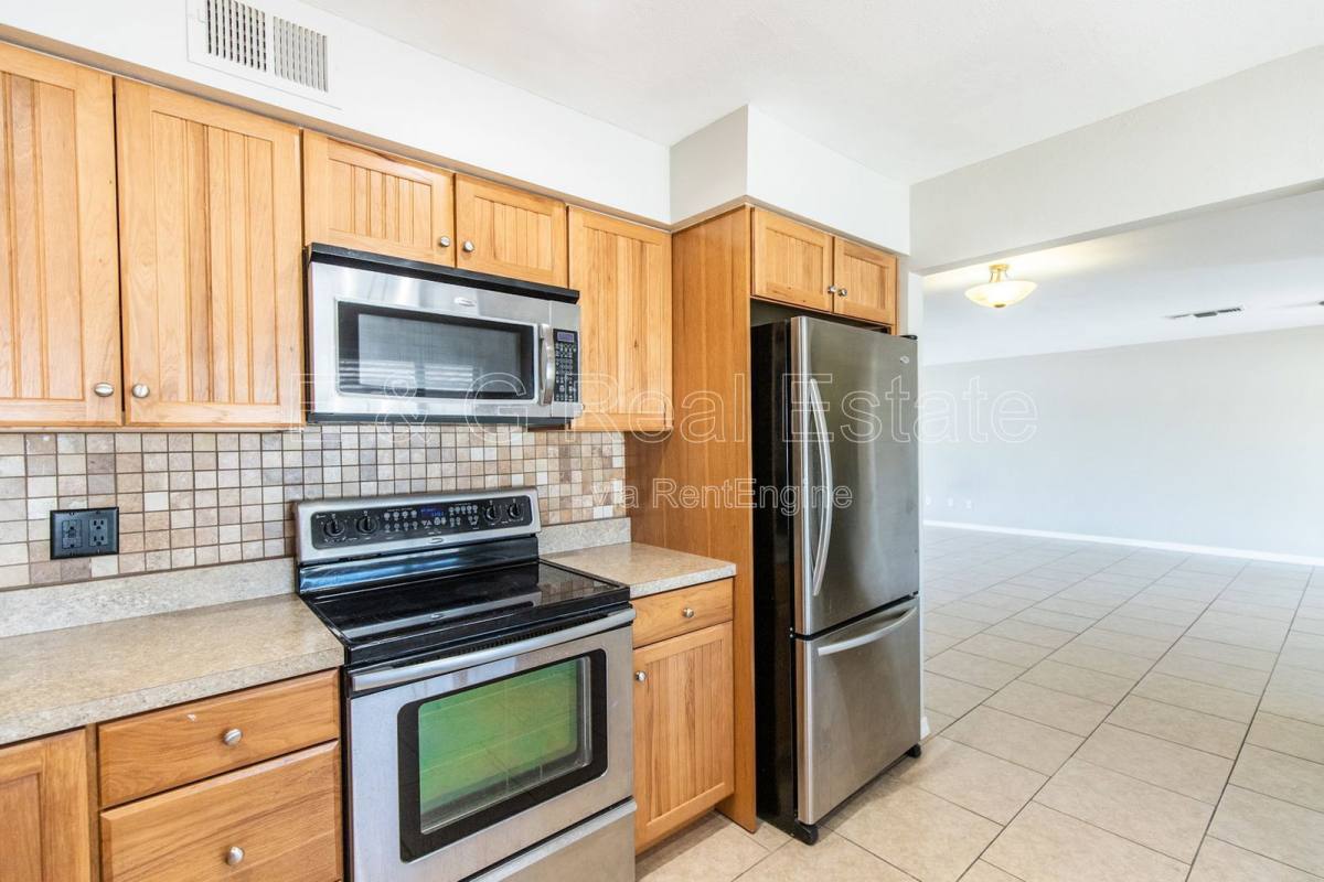 House for rent at 8050 E Clarendon Ave, Scottsdale, AZ 85251