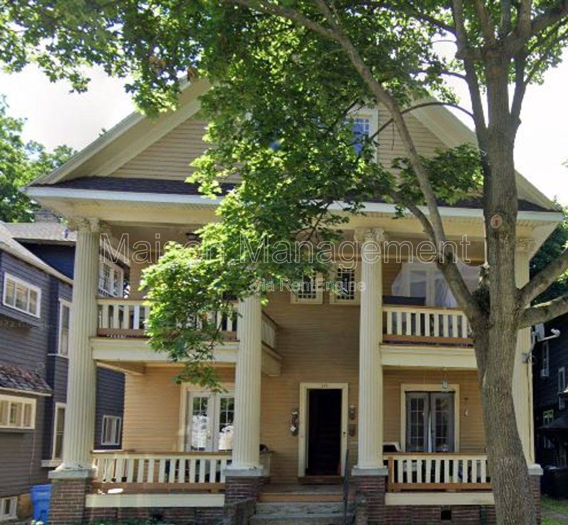 Apartment for rent at 100 Laburnam Crescent #1, Rochester, NY 14620