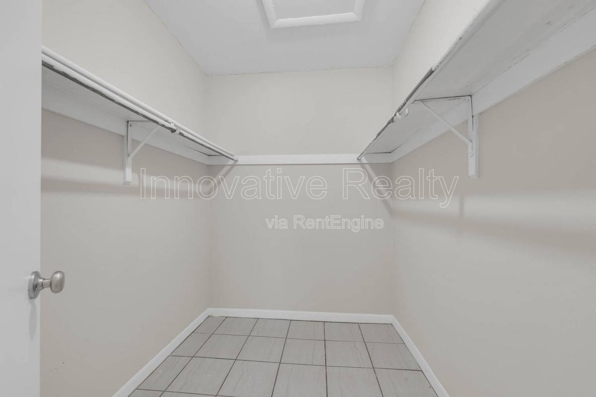 Apartment for rent at 5113 Curry Ford Rd #3, Orlando, FL 32812