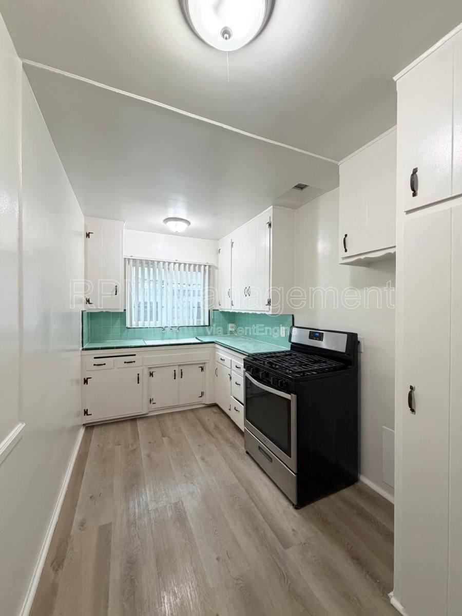 Apartment for rent at 4800 Beverly Blvd #3, Los Angeles, CA 90004