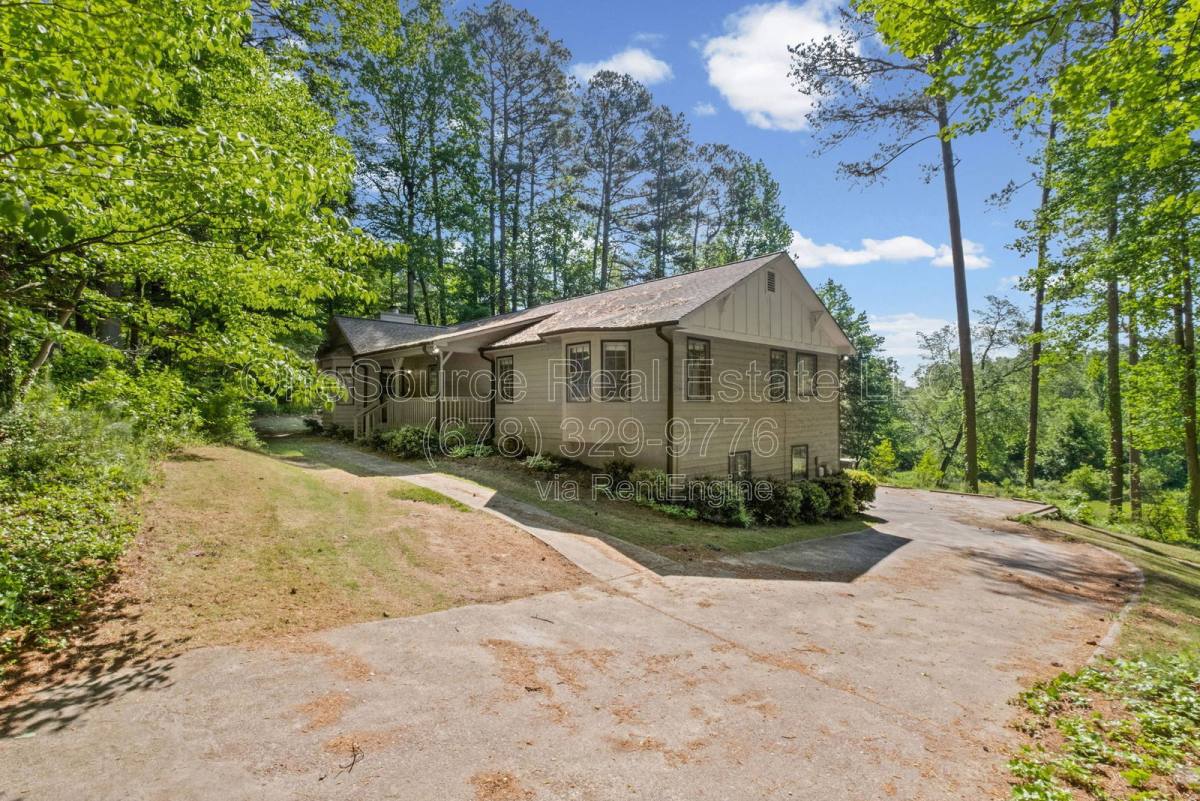 Apartment for rent at 195 Cross Brook Dr #A, Acworth, GA 30102