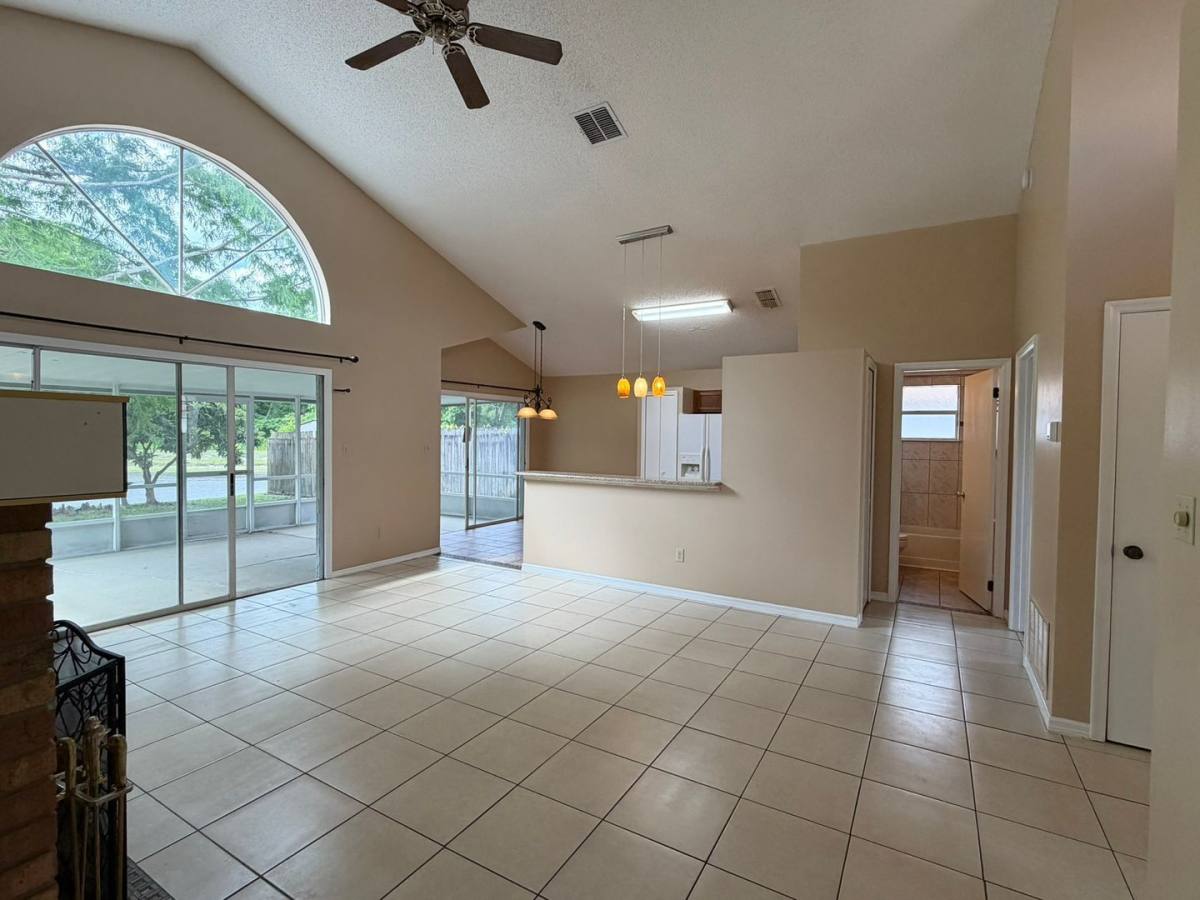 House for rent at 625 Remington Oak Dr, Lake Mary, FL 32746