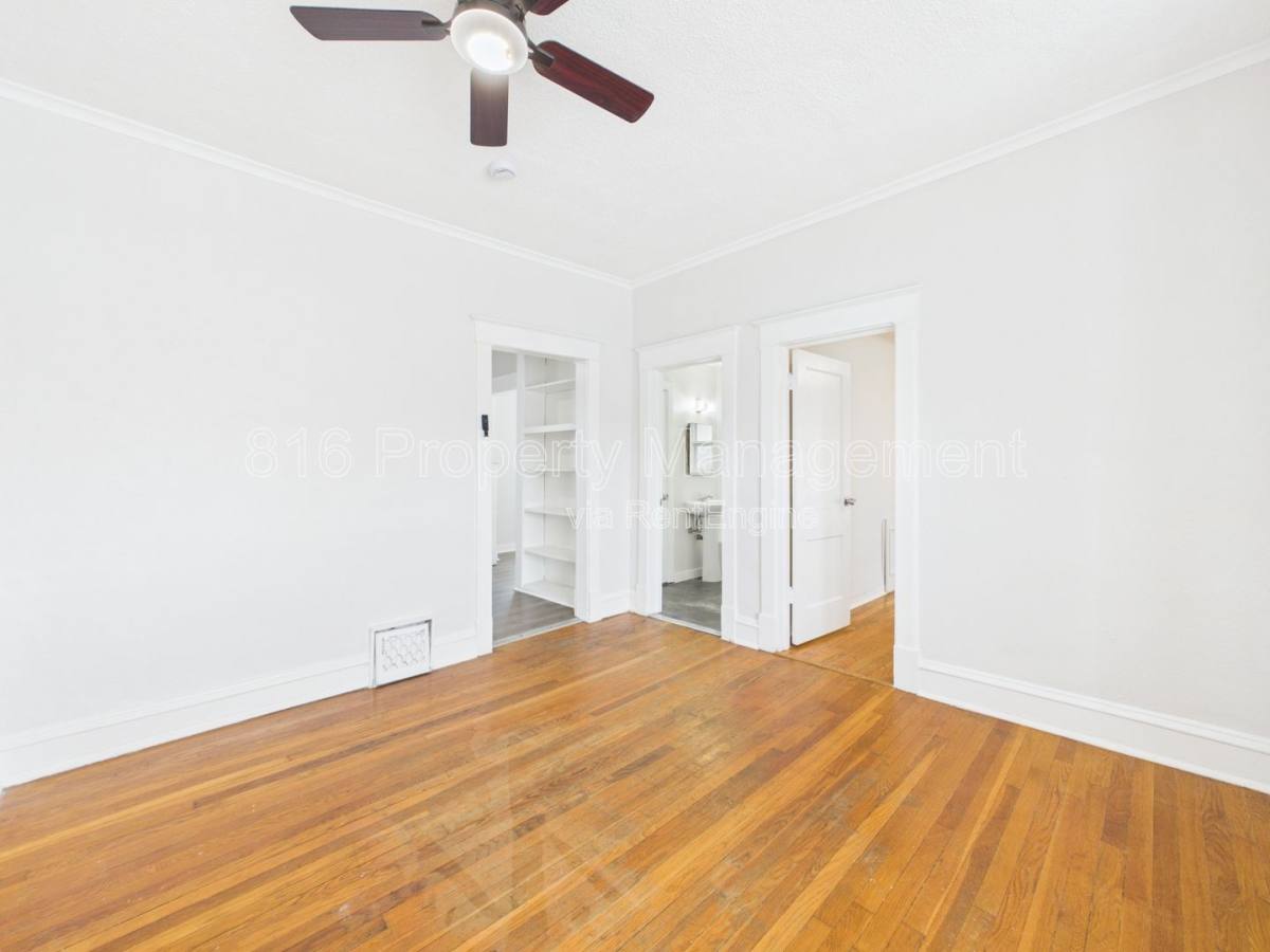Apartment for rent at 6921 Prospect Ave #C, Kansas City, MO 64132