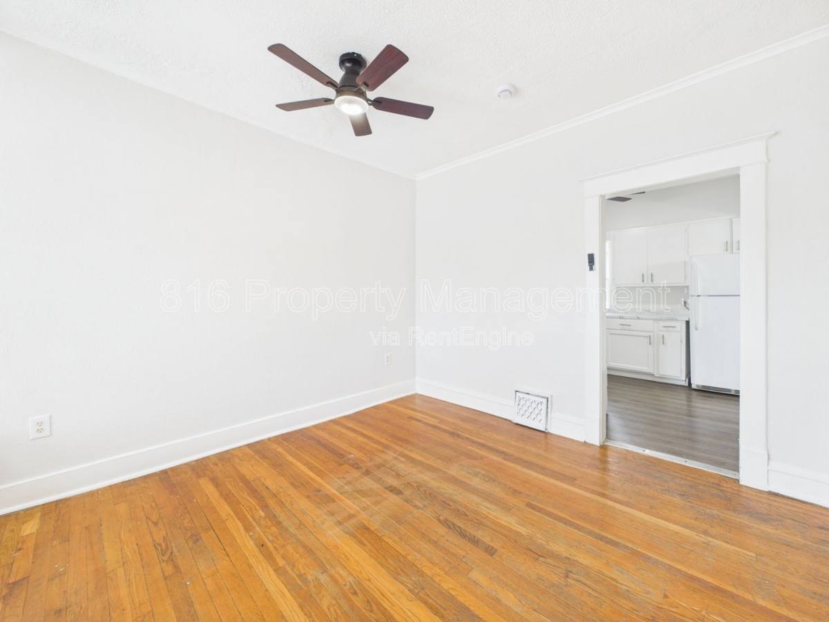 Apartment for rent at 6921 Prospect Ave #C, Kansas City, MO 64132