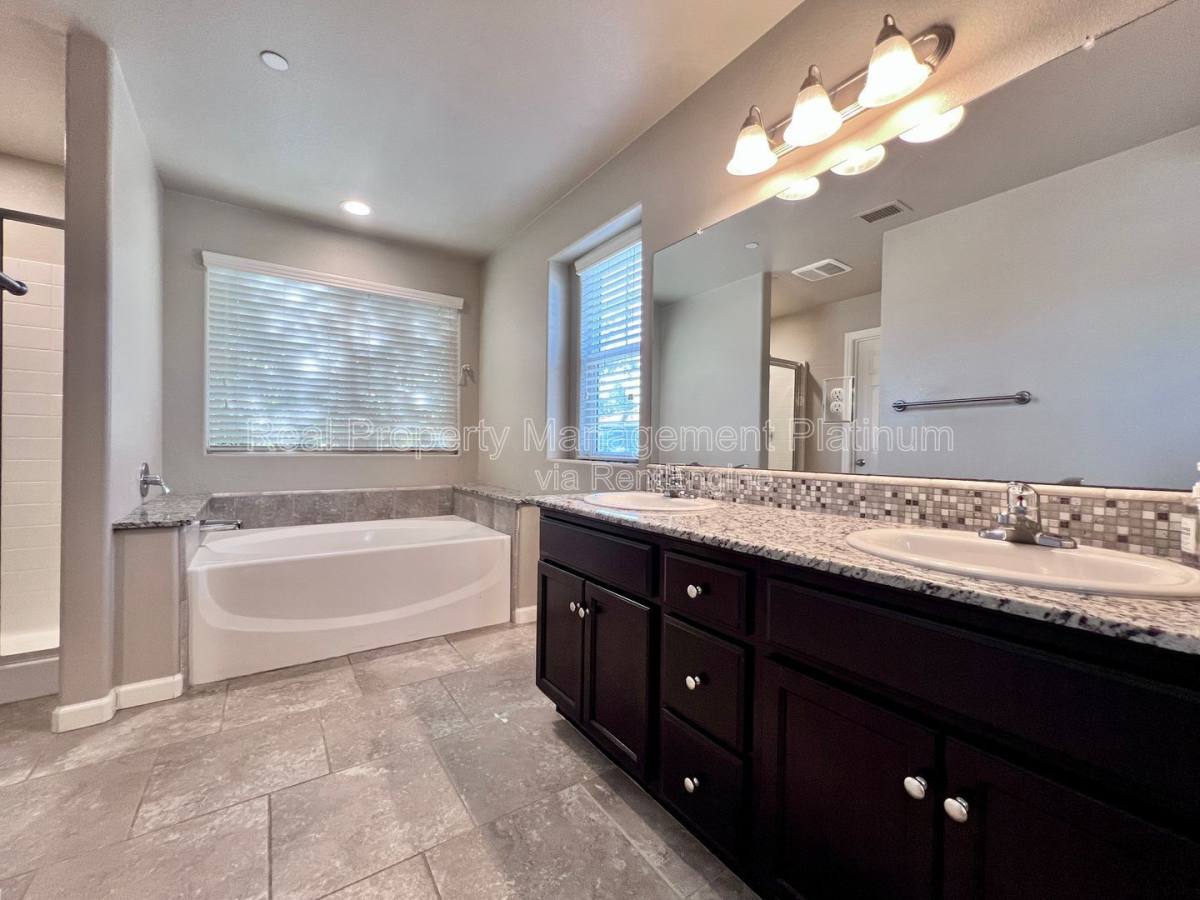 House for rent at 3682 Friendship Lane, Clovis, CA 93619