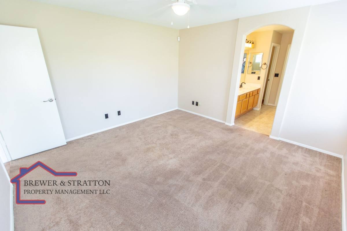 House for rent at 4962 E Holmes Ave, Mesa, AZ 85206