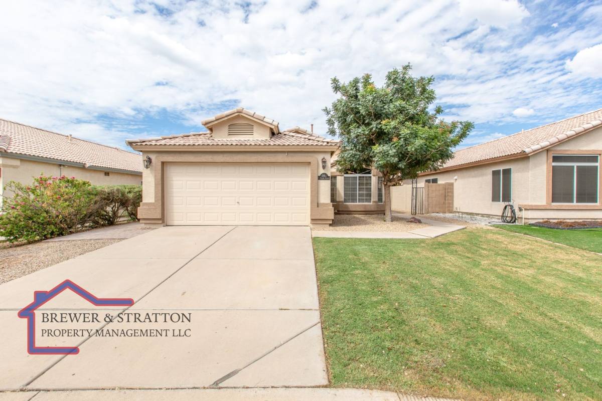 House for rent at 4962 E Holmes Ave, Mesa, AZ 85206