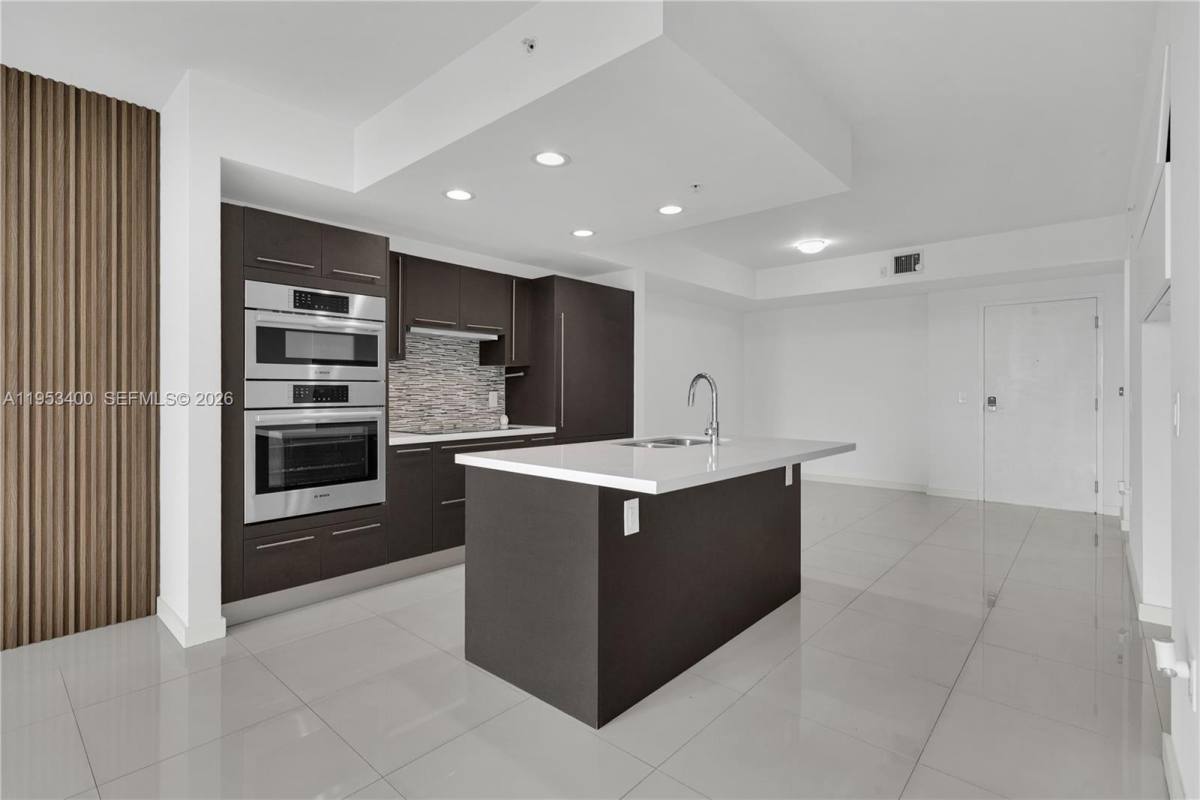 Apartment for rent at 7751 NW 107th Ave, Miami, FL 33178