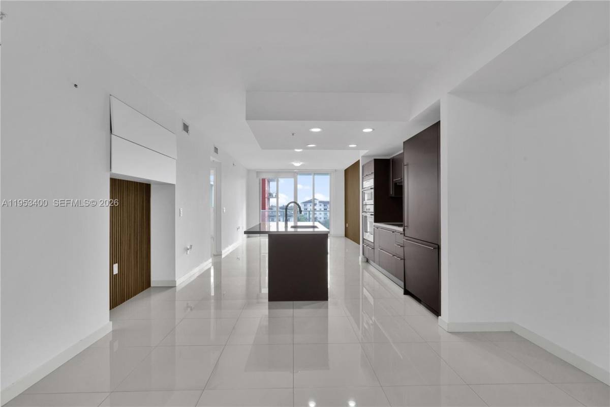 Apartment for rent at 7751 NW 107th Ave, Miami, FL 33178
