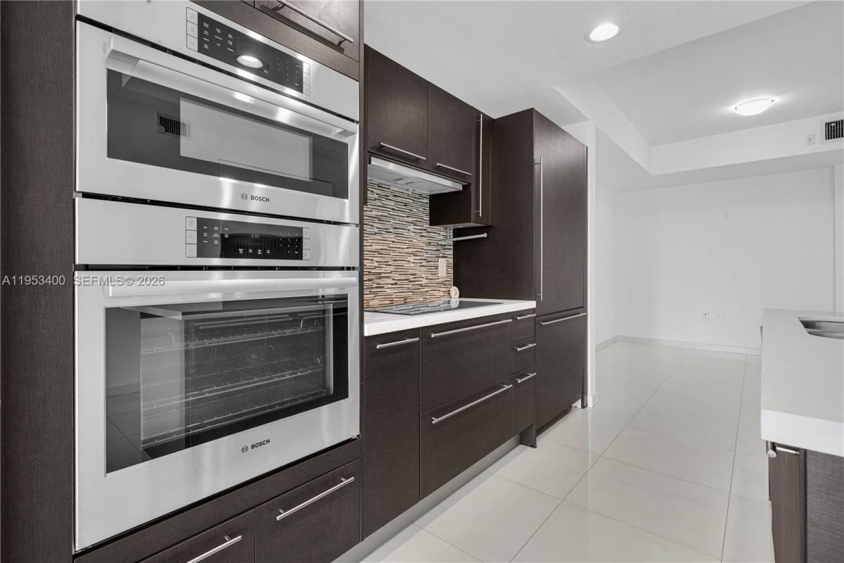 Apartment for rent at 7751 NW 107th Ave, Miami, FL 33178