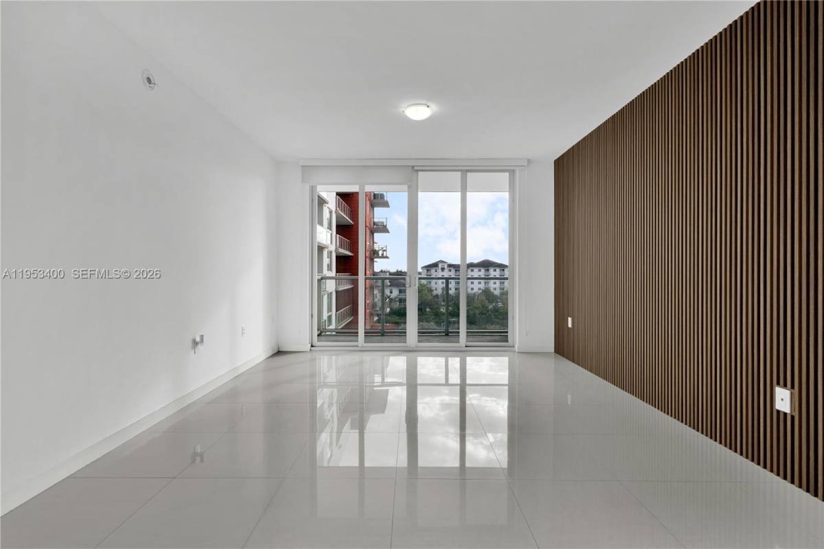 Apartment for rent at 7751 NW 107th Ave, Miami, FL 33178