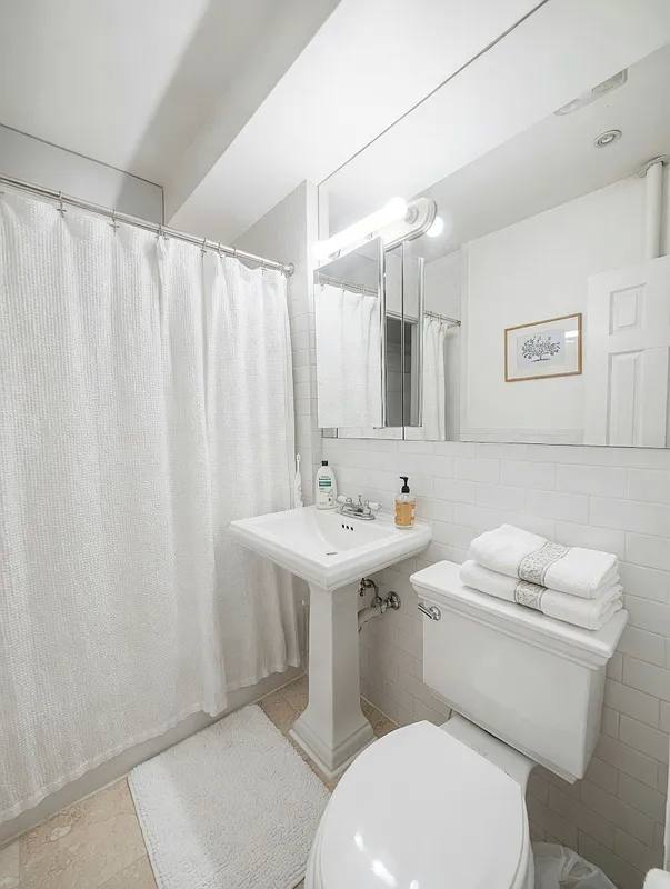 Apartment for rent at 244 E 78th St #3C, New York, NY 10075