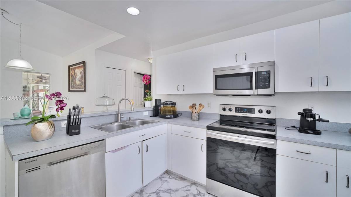 House for rent at 4081 14th Ave SE, Naples, FL 34117