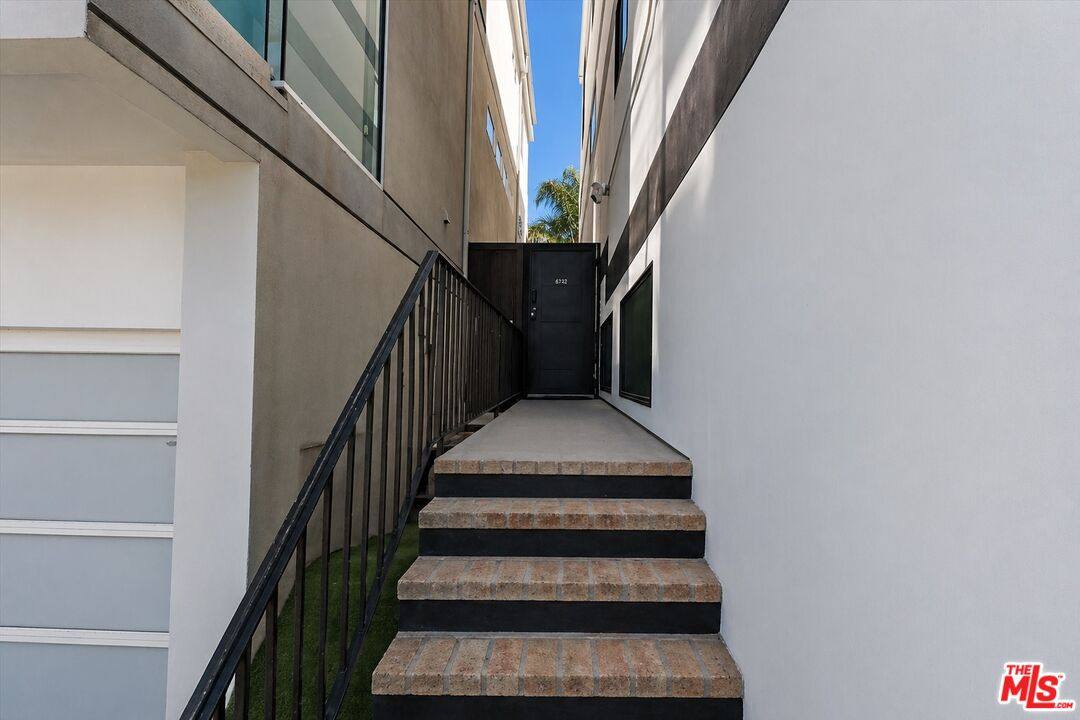 House for rent at 6732 Esplanade St, Playa Del Rey, CA 90293