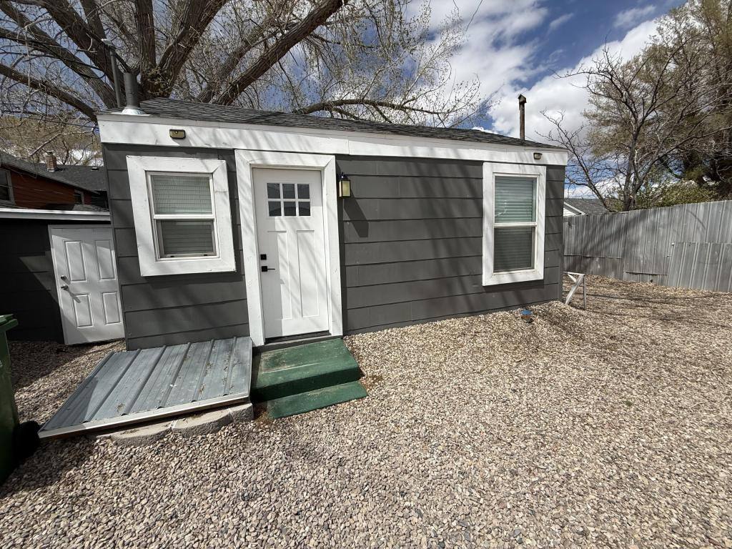House for rent at 118 1 2 L St, Rock Springs, WY 82901