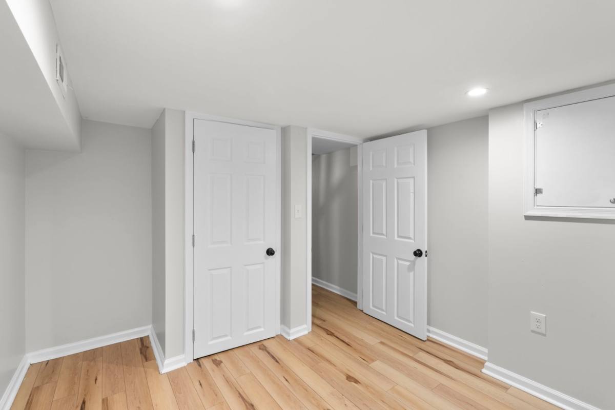 Townhouse for rent at 101 S Dean St, Baltimore, MD 21224
