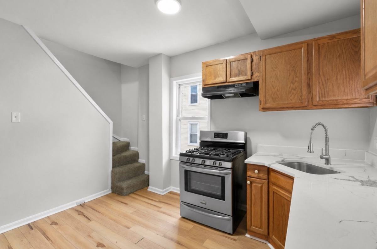 Townhouse for rent at 101 S Dean St, Baltimore, MD 21224