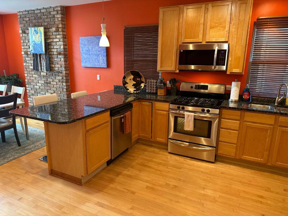 2746 N Ashland Ave #1, Chicago, IL 60614 - Apartment for Rent - Image 14