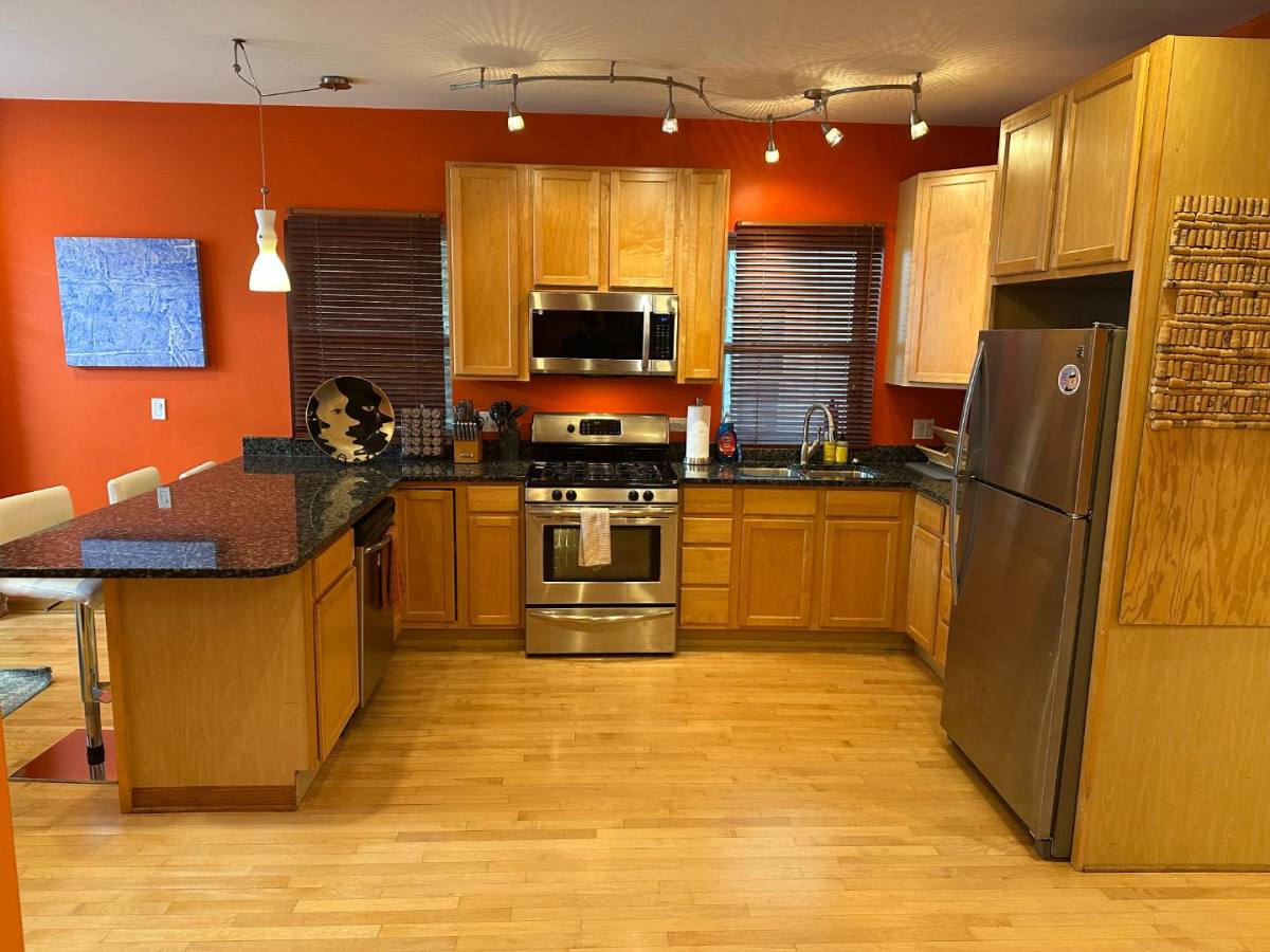 2746 N Ashland Ave #1, Chicago, IL 60614 - Apartment for Rent - Image 15