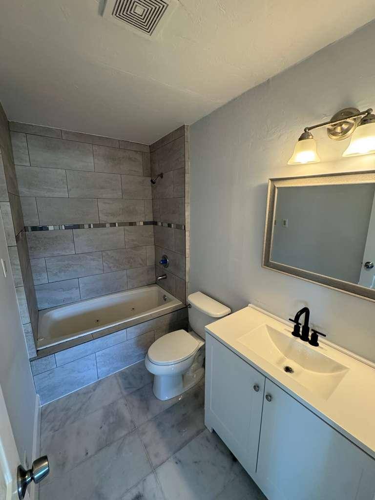 House for rent at 1501 W 15th St, West Palm Beach, FL 33404