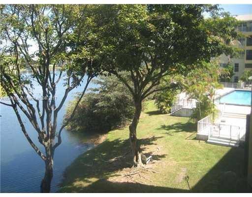 Apartment for rent at 8775 Park Blvd #305, Miami, FL 33172