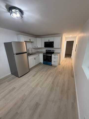 Apartment for rent at 1049 Seale Ave #A, Evansville, IN 47714
