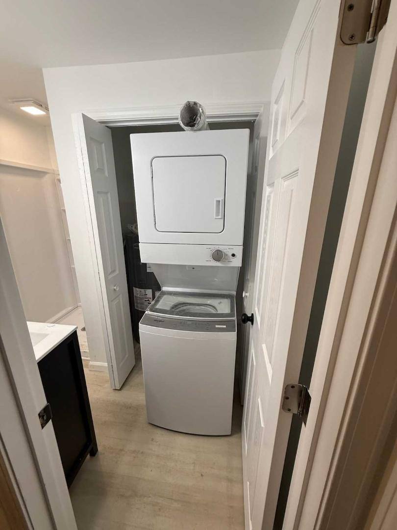 Apartment for rent at 1049 Seale Ave #A, Evansville, IN 47714