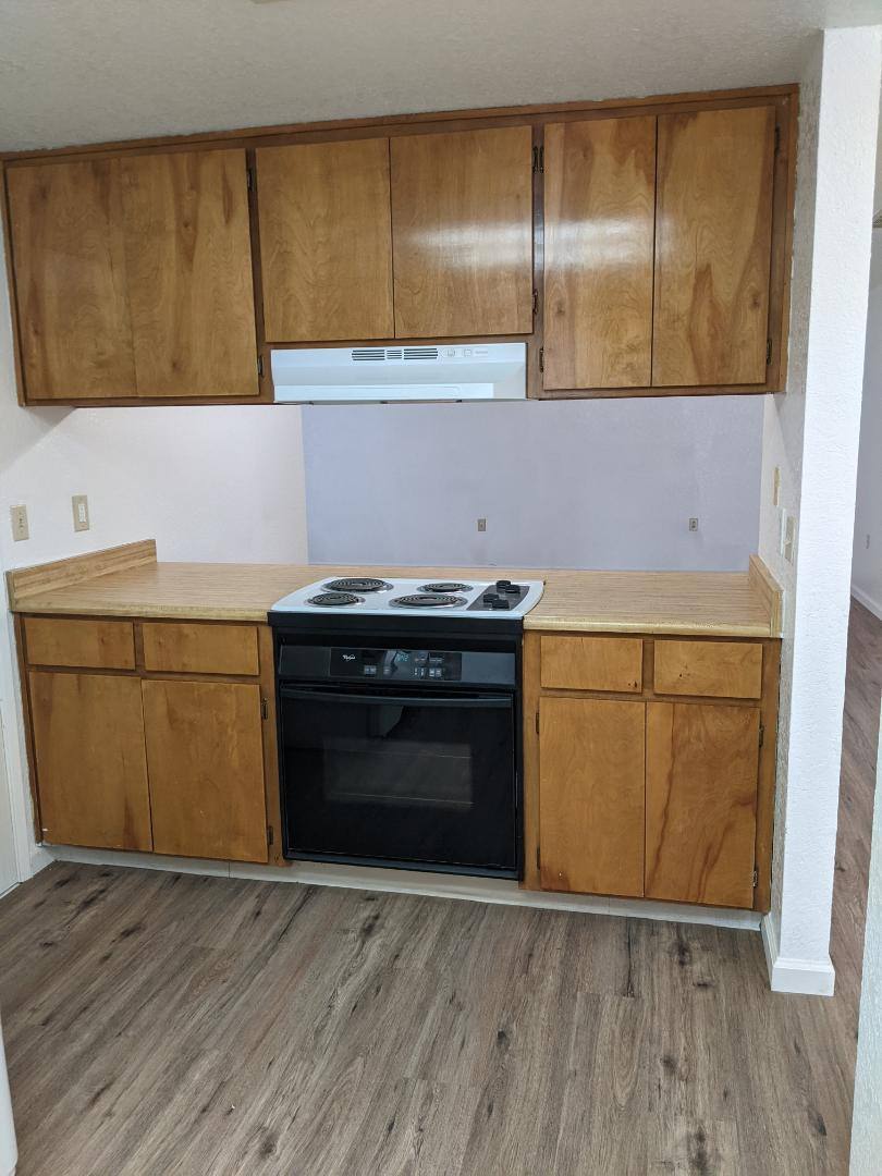 Apartment for rent at 1320 Lakewood Ave #B17, Modesto, CA 95355