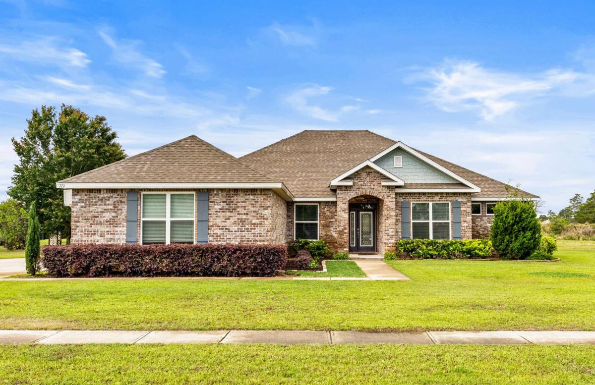 House for rent at 173 Tournament Lane, Freeport, FL 32439