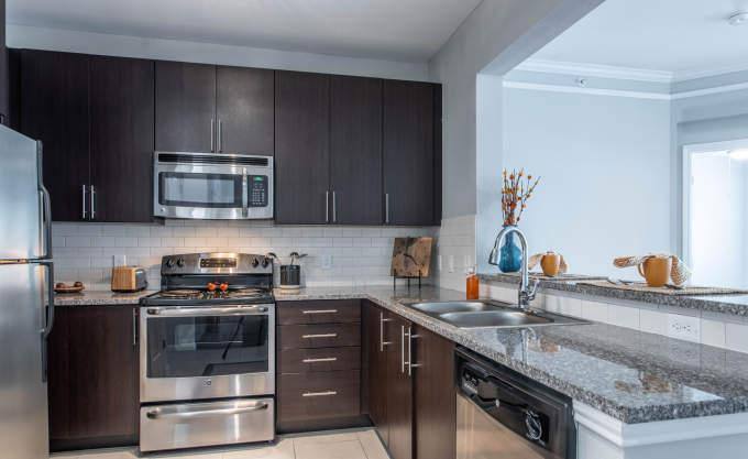Apartment for rent at 225 S Heights Blvd, Houston, TX 77007
