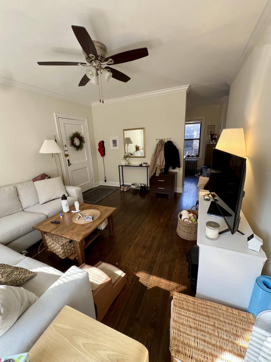 Apartment for rent at 2535 N Seminary, Chicago, IL 60614
