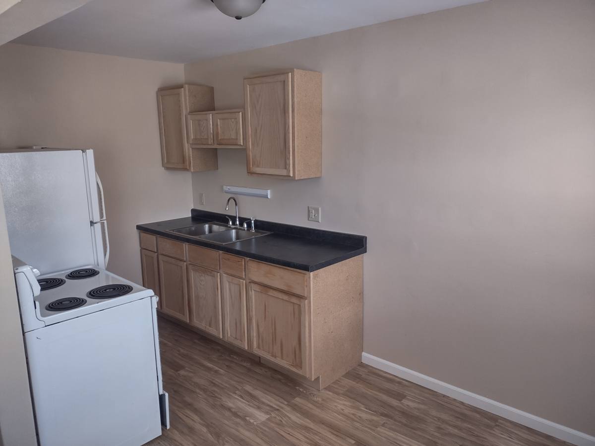 Apartment for rent at 271 Earl St #6, Saint Paul, MN 55106