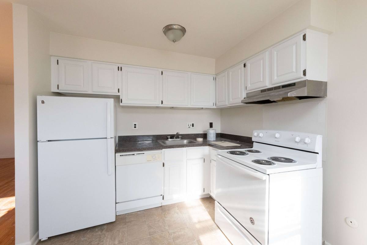 Apartment for rent at Haverford Arms, 66 S Eagle Rd, Havertown, PA 19083