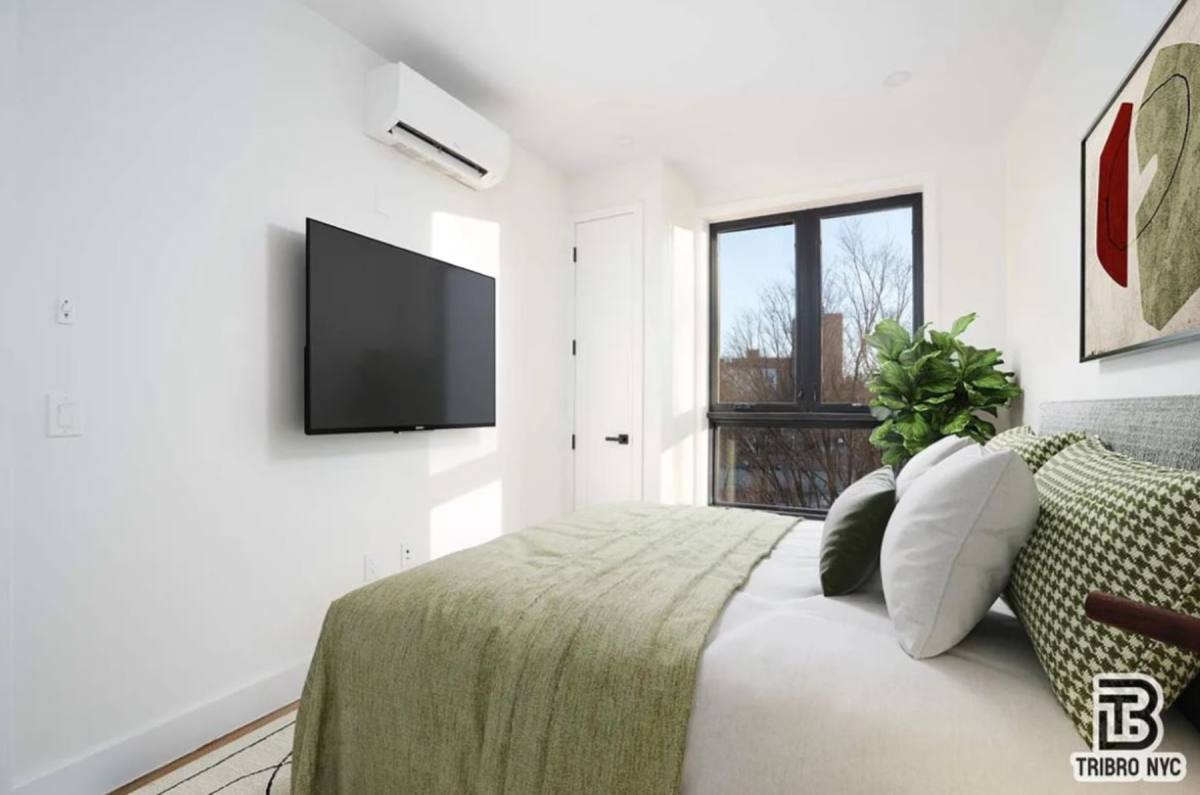 Apartment for rent at 215 S 4th St #3D, Brooklyn, NY 11211
