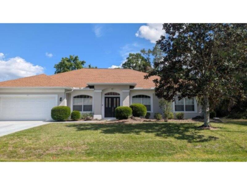 House for rent at 107 Whispering Pine Dr, Palm Coast, FL 32164