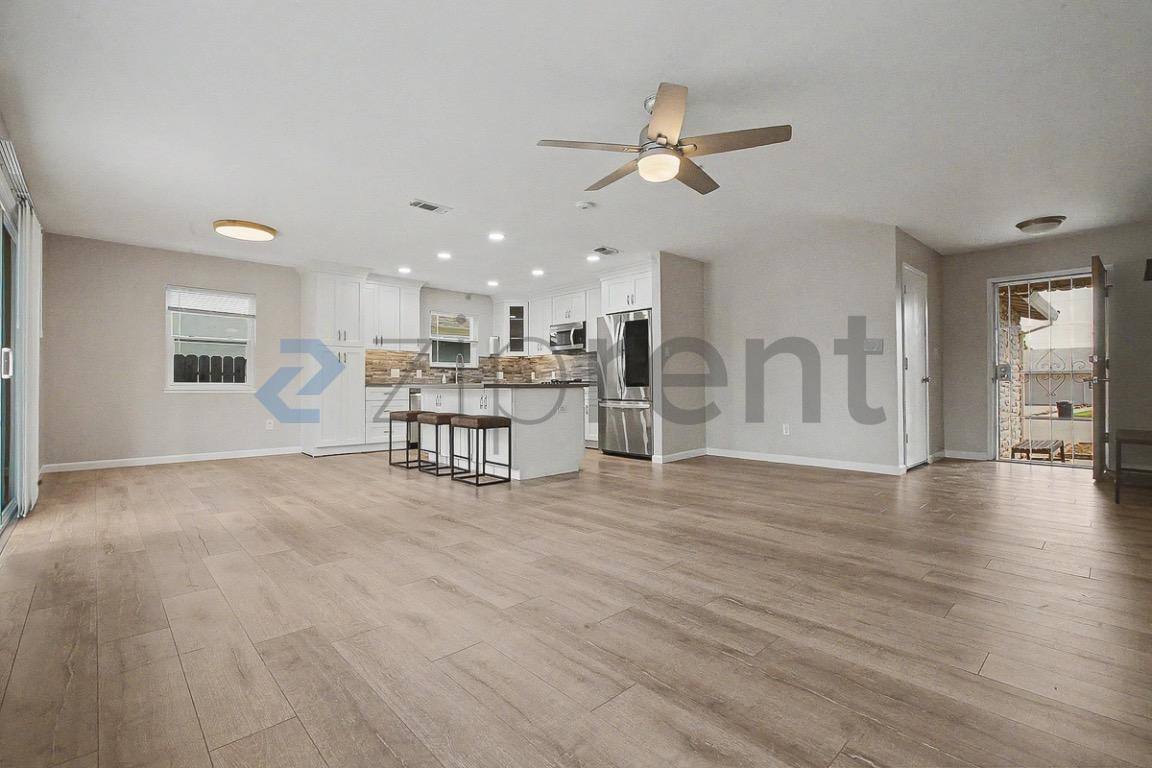 House for rent at 2307 N Cirby Way, Roseville, CA 95661