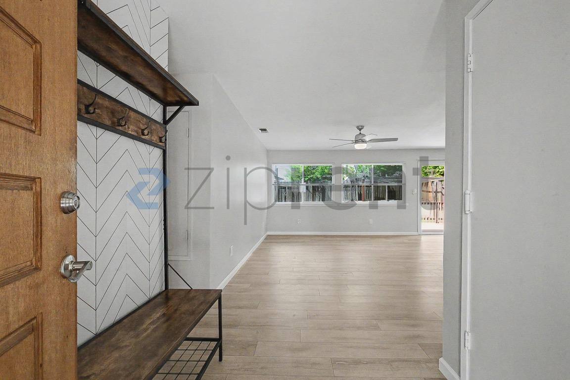 House for rent at 2307 N Cirby Way, Roseville, CA 95661
