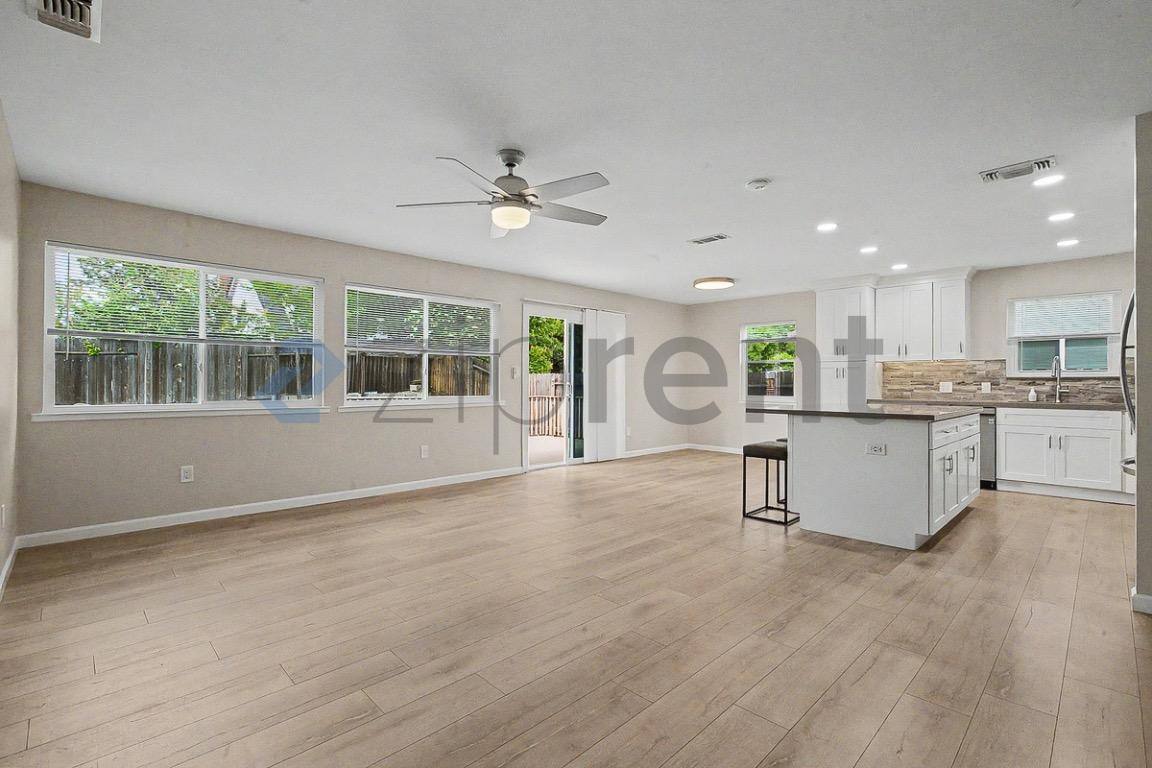 House for rent at 2307 N Cirby Way, Roseville, CA 95661