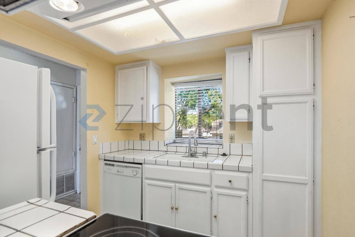Apartment for rent at 3272 Shadow Park Place, San Jose, CA 95121