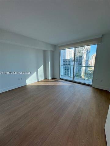 Apartment for rent at 500 Brickell Ave #1502, Miami, FL 33131