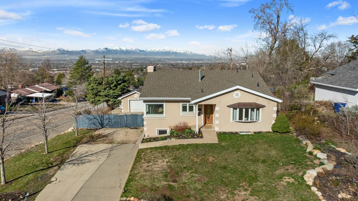 House for rent at 4426 S 3035 E, Salt Lake City, UT 84124